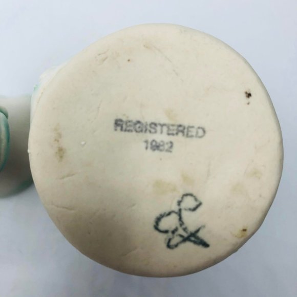 Pair of vintage handcrafted pottery pitcher vases mushrooms - Picture 11 of 11